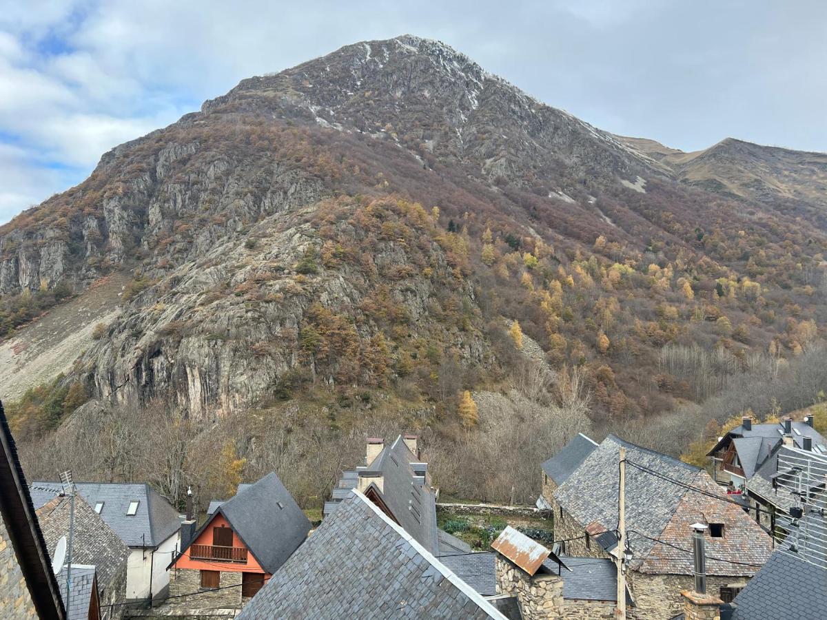 Casa De Piedra Con Encanto En El Bonito Pueblo De Bagergue Villa Kültér fotó