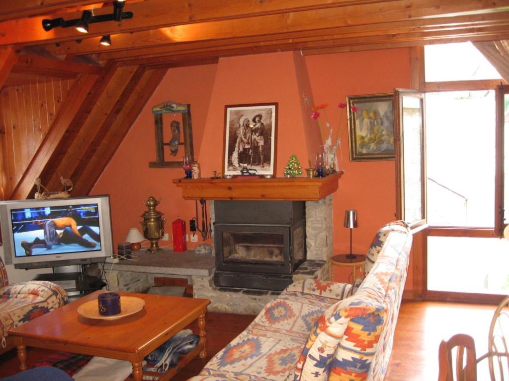 Casa De Piedra Con Encanto En El Bonito Pueblo De Bagergue Kültér fotó
