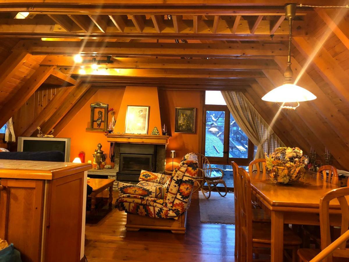 Casa De Piedra Con Encanto En El Bonito Pueblo De Bagergue Kültér fotó