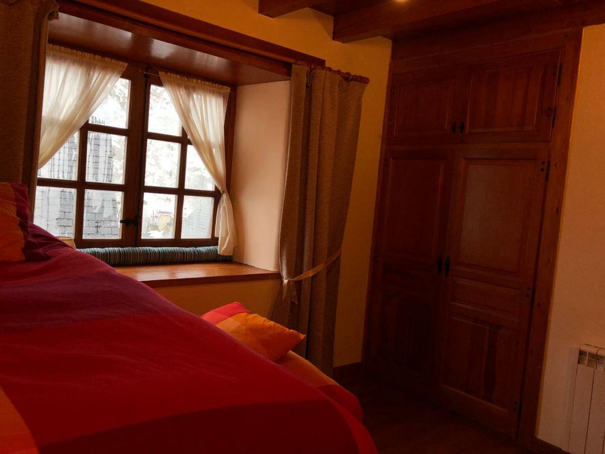 Casa De Piedra Con Encanto En El Bonito Pueblo De Bagergue Kültér fotó